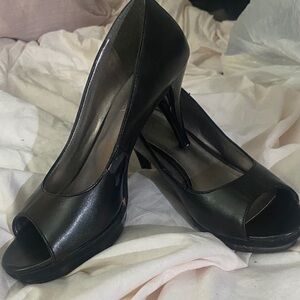 Nine & Co. Classic Black Peep-Toe Heels